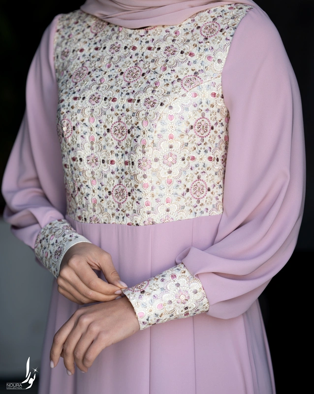 پیراهن سارا صورتی