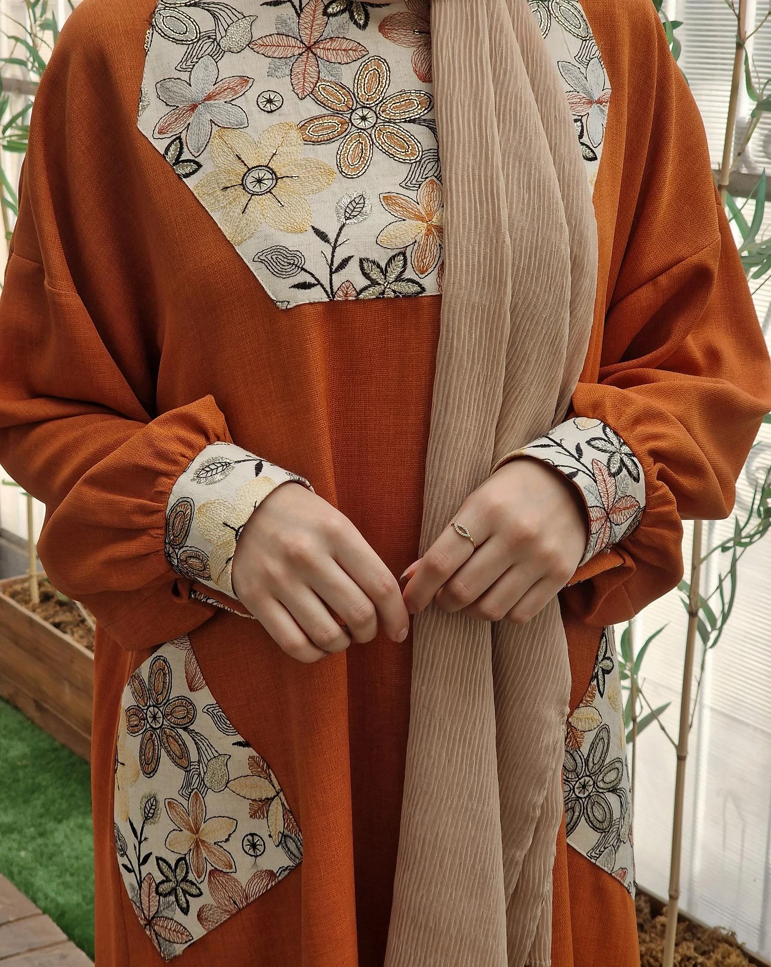 عبا شقایق (رنگبندی) 20 عبا شقایق آجری