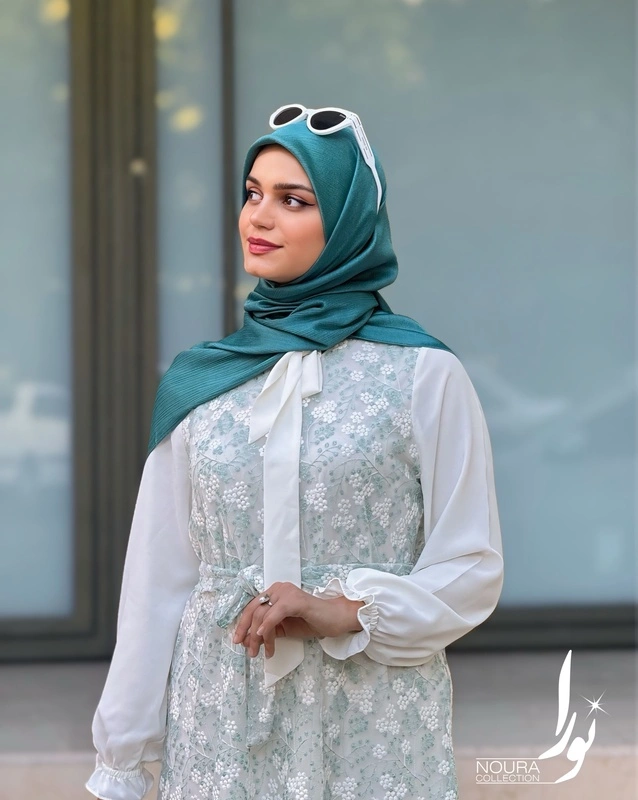 پیراهن مبینا (نقرآبی و سفید)