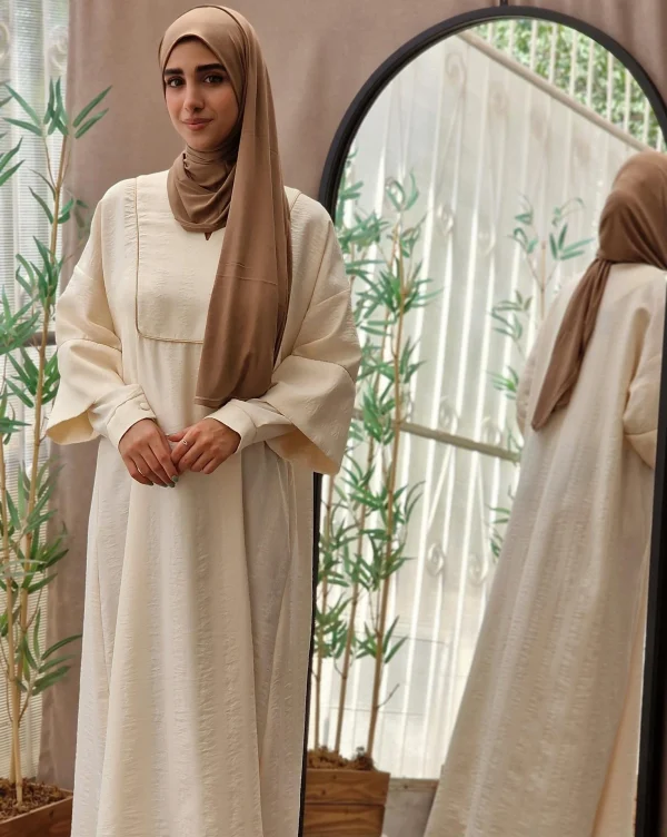 عبا حانیه کد 2 (مشکی و شیری)