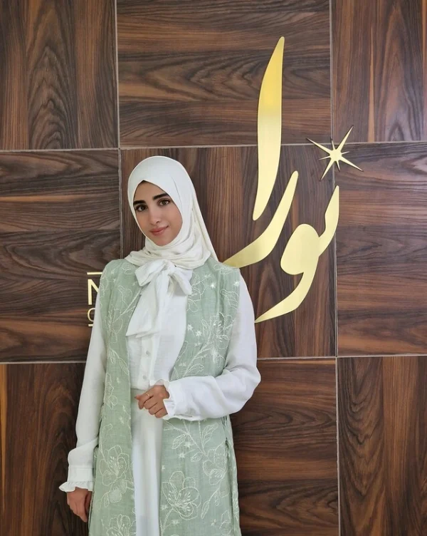 وست کاملیا کد 2 (رنگبندی)