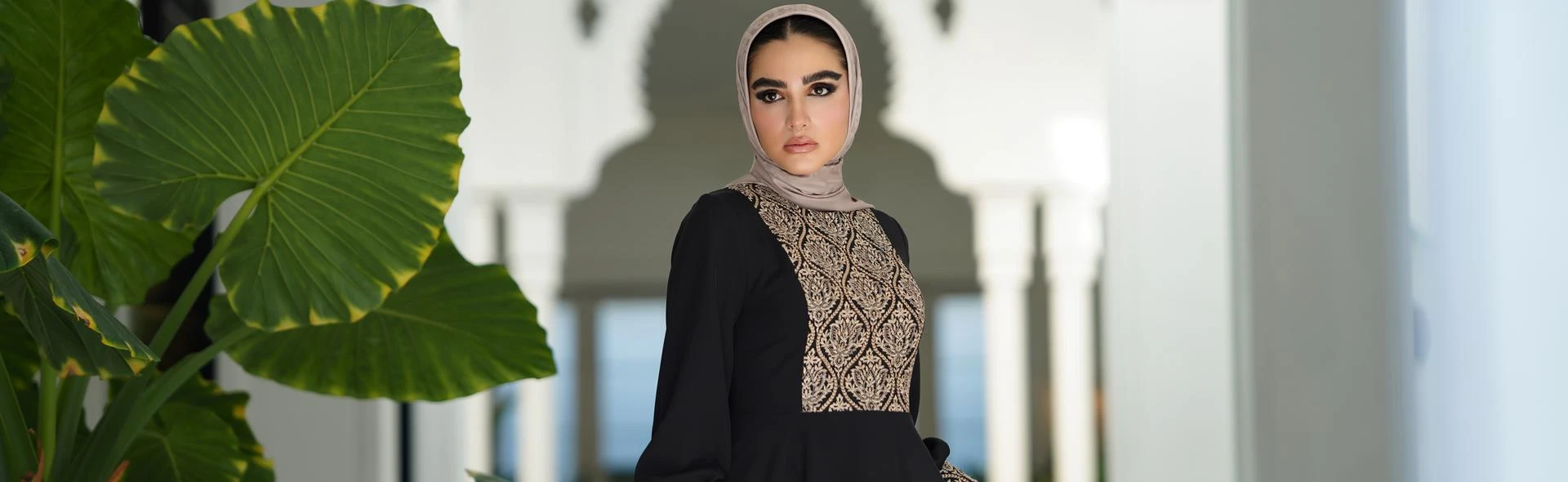 نورا 4 بنر پیراهن آرمیتا مشکی