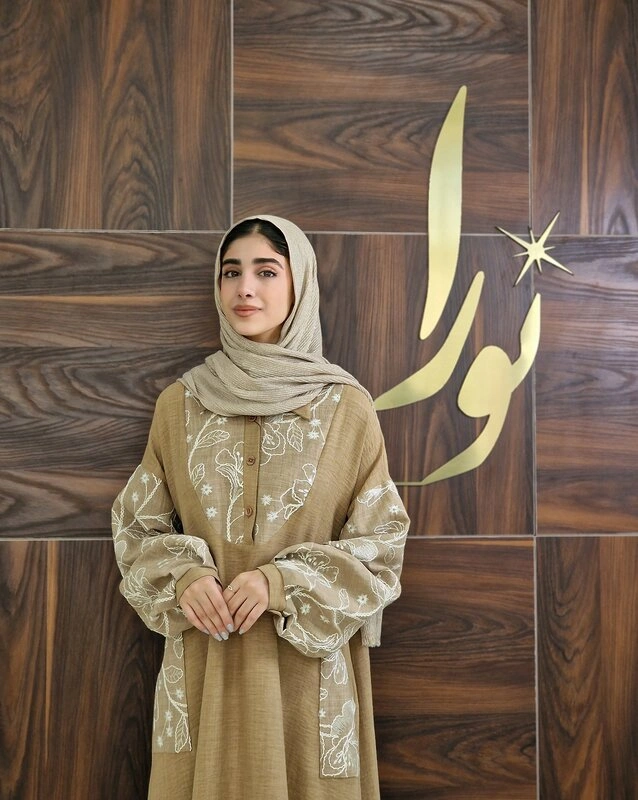 عبا روژان کرم 8 عبا روژان کرم