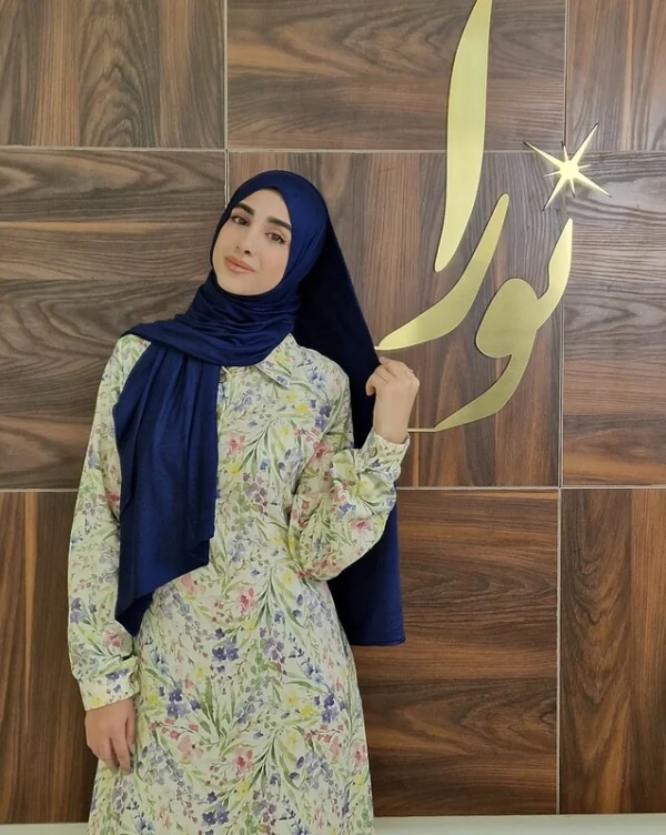 پیراهن نیکتا طرح گل بهاری