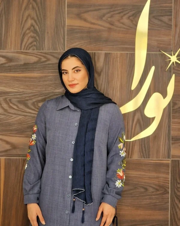 مانتو ملینا آبی