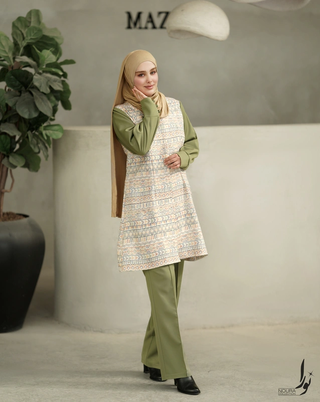 کت و شلوار هلن پسته ای 6 کت و شلوار هلن پسته ای