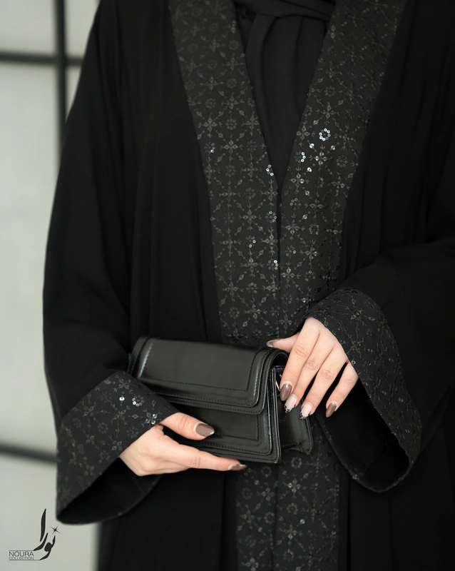 عبا حلما مشکی طرح کم پولکی 2 عبا حلما مشکی طرح کم پولکی