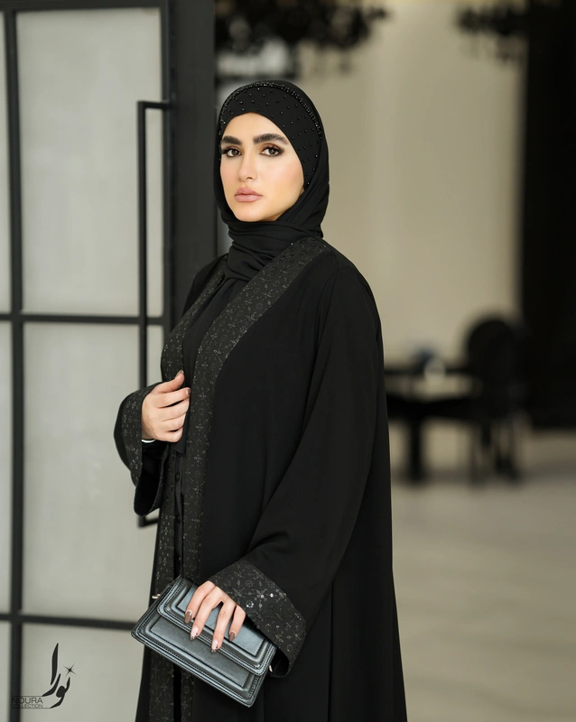 عبا حلما مشکی طرح کم پولکی 5 عبا حلما مشکی طرح کم پولکی