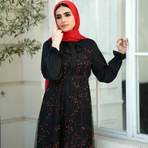 پیراهن مبینا مشکی طرح شکوفه