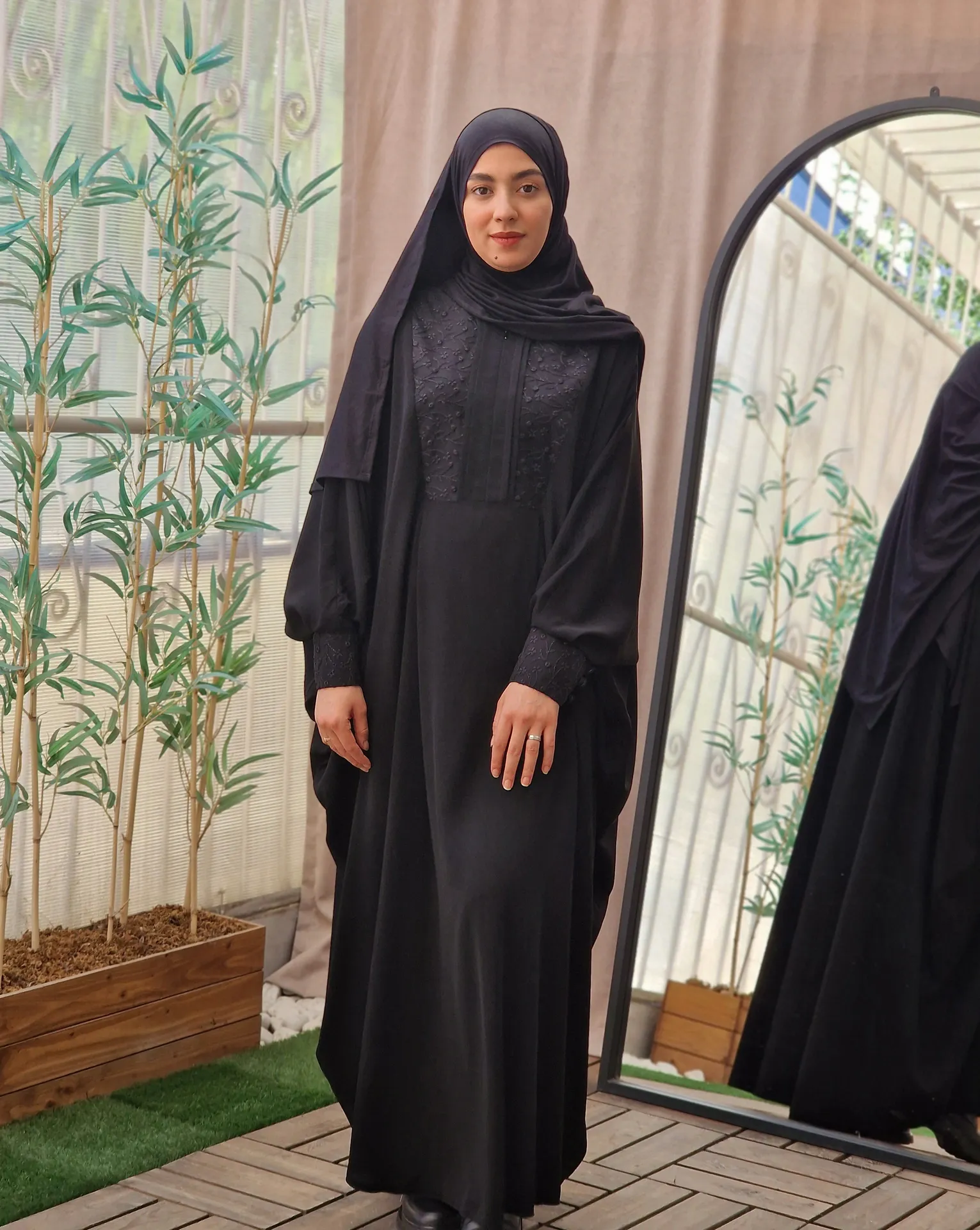 عبا رزا طرح مشکی 3 عبا رزا طرح مشکی - Image 3